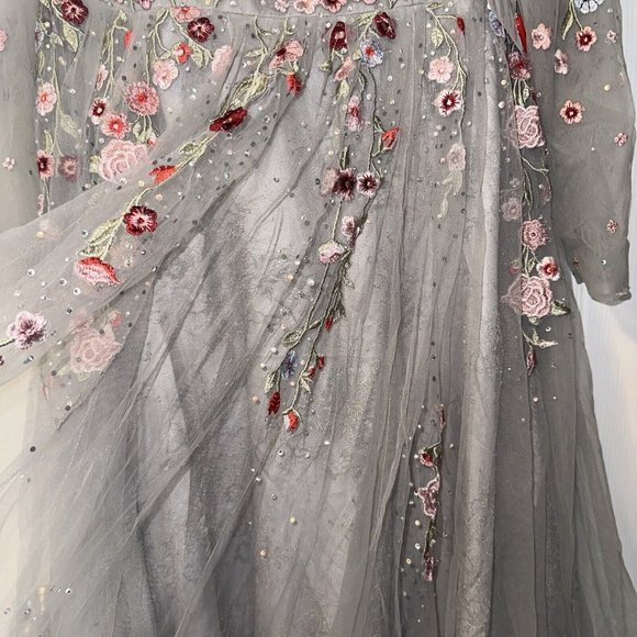 NWOT MAC DUGGAL MOTHER OF THE BRIDE EMBROIDERED ILLUSION PLATINUM GOWN 11241‎ - Picture 4 of 7